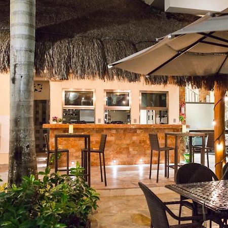 Alamos Inn Hotel Con Jacuzzi Y Piscina Cancún Kültér fotó