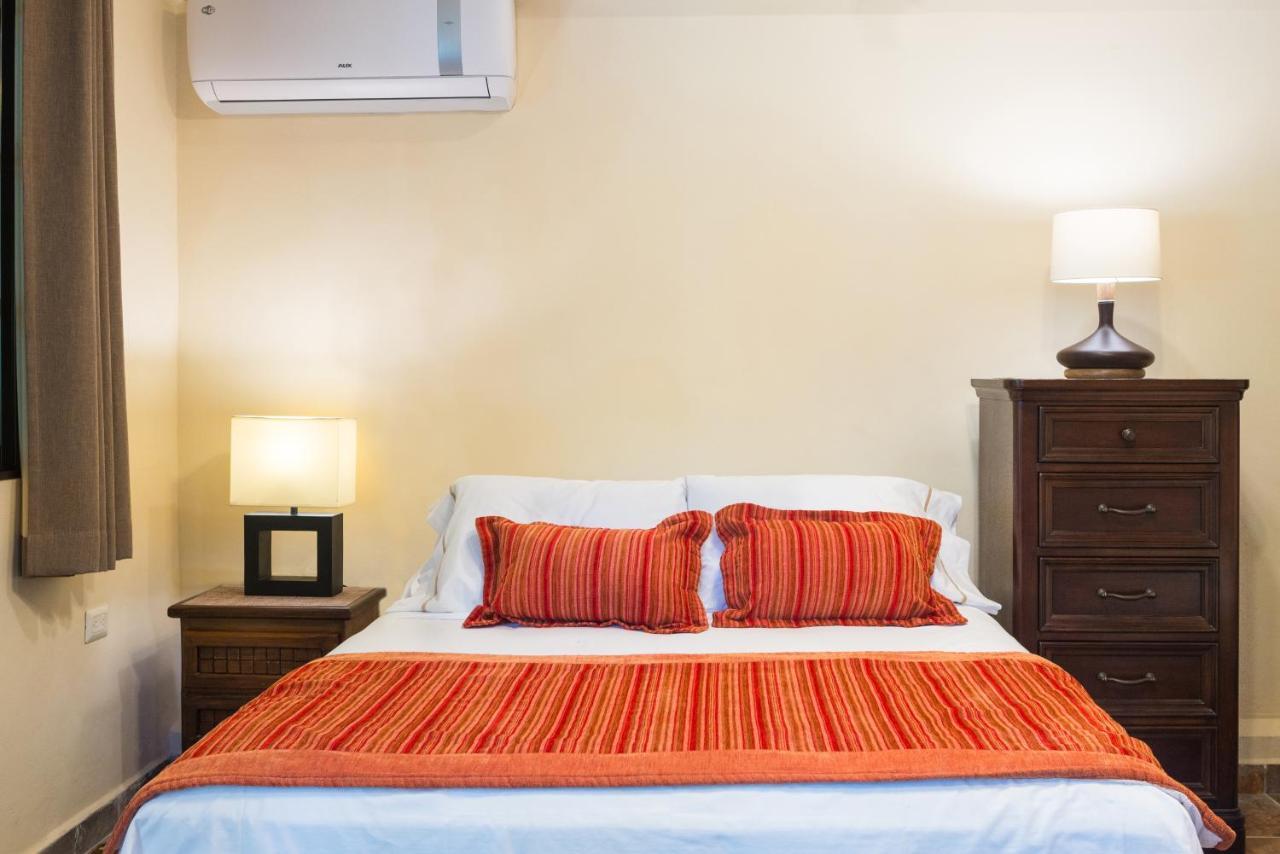 Alamos Inn Hotel Con Jacuzzi Y Piscina Cancún Kültér fotó
