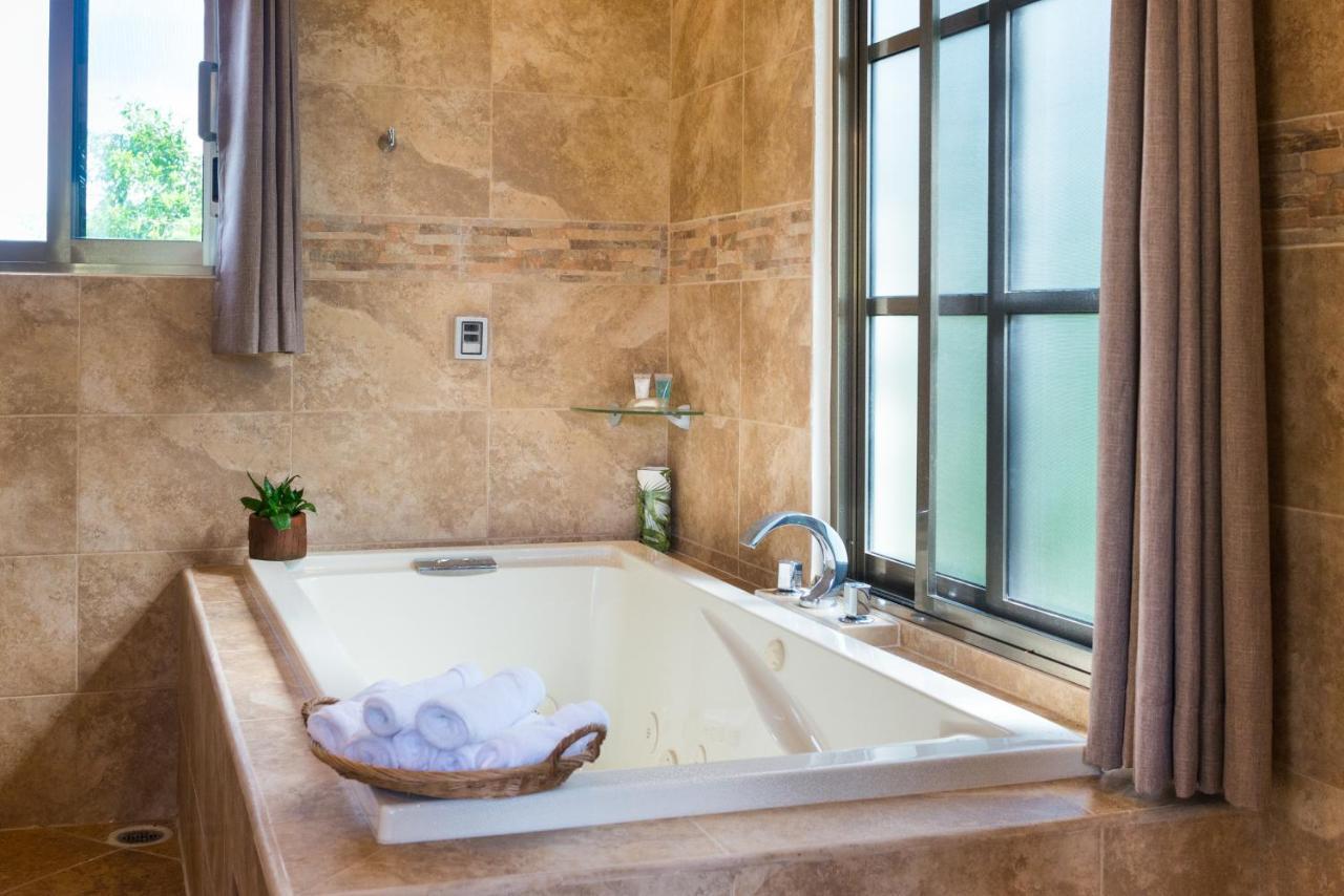 Alamos Inn Hotel Con Jacuzzi Y Piscina Cancún Kültér fotó