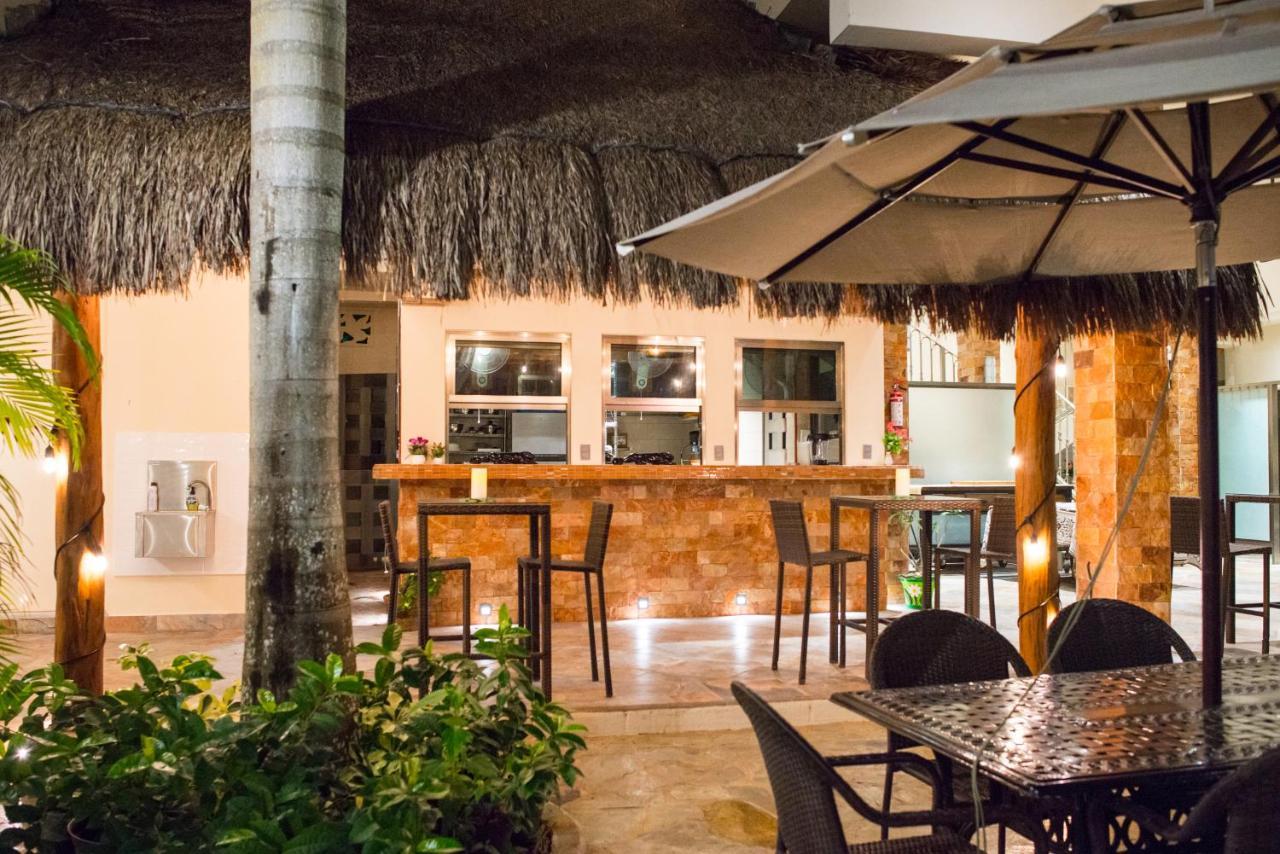 Alamos Inn Hotel Con Jacuzzi Y Piscina Cancún Kültér fotó